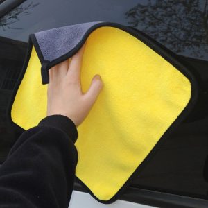 khăn lau xe ô tô
