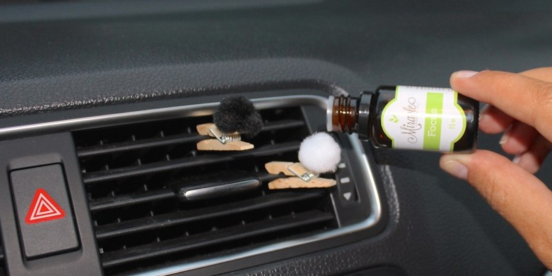 Sử dụng tinh dầu trong ô tô đúng cách