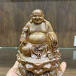Tượng Phật Di Lặc Tọa Hoa Sen Để Ô Tô