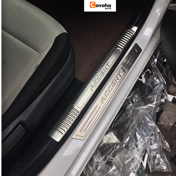 Ốp Bậc Cửa Xe Hyundai Accent 2018-2021 Titan